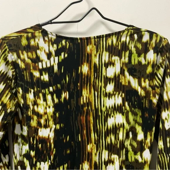 Cool Grace Elements Brown Yellow & Black Pleated Accent Polyester Spandex Top! - Picture 4 of 11